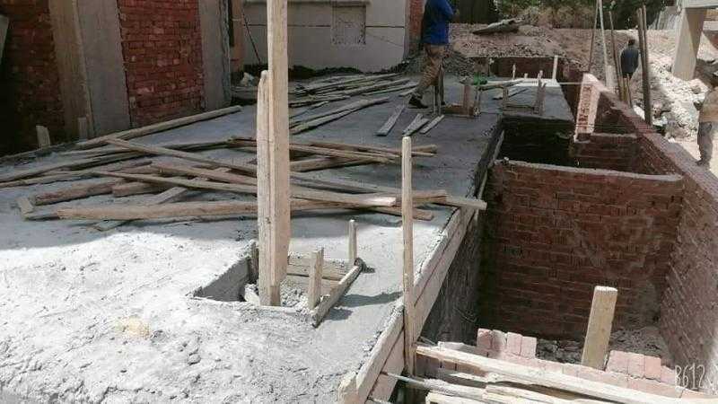 وقف 7 حالات تعد وبناء مخالف في مركز السنطة بالغربية