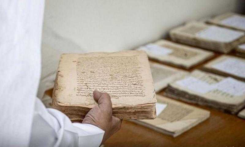 مكتبة الحرم المكي الشريف تخصص مركزا للعناية بنوادر المخطوطات العريقة