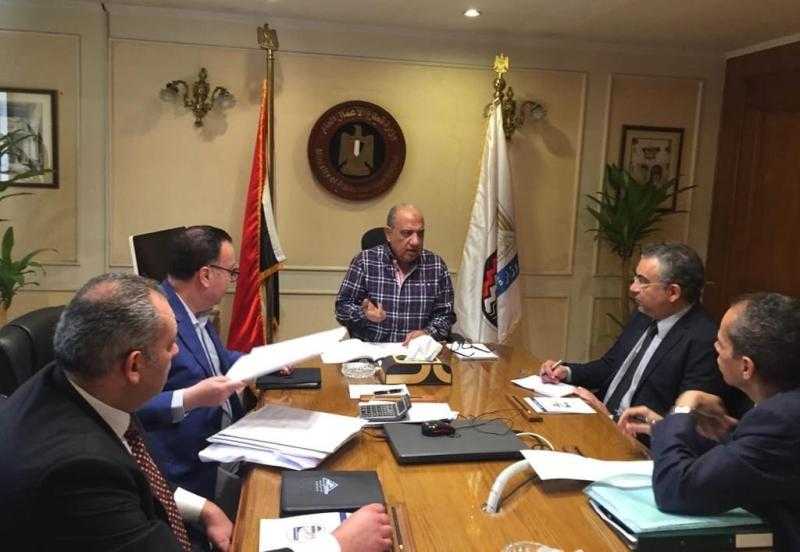 وزير قطاع الأعمال يتابع الموقف التنفيذي للمشروعات في شركة مصر الجديدة للإسكان