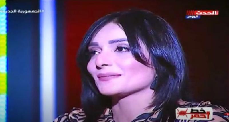 الفنانة إيمان مسعود تنهار من البكاء: وفاة والدي قسمتني.. فيديو
