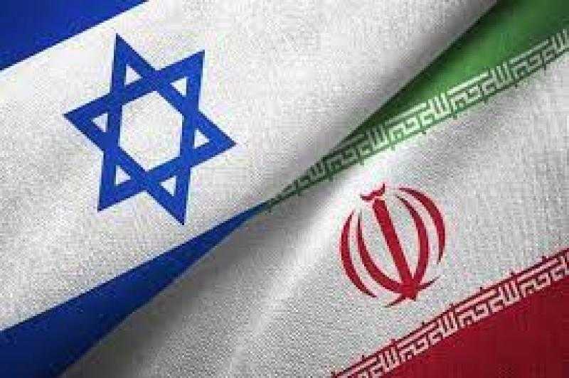 التايمز: إسرائيل قد تضطر إلى التعايش مع إيران مسلحة نوويا