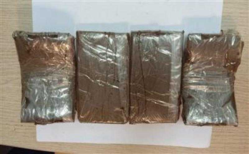ضبط صديقان بحوزتهما قرابة الـ 6 كيلو حشيش بقصد الإتجار بالقاهرة