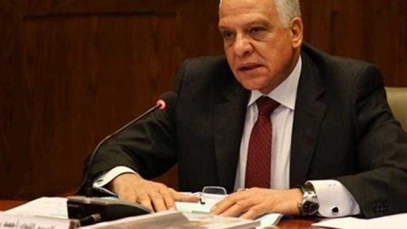 محافظ الجيزة يزور الكنيسة الكاثوليكية لتقديم التهنئة بمناسبة عيد القيامة المجيد