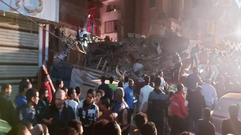 العقار المنهار