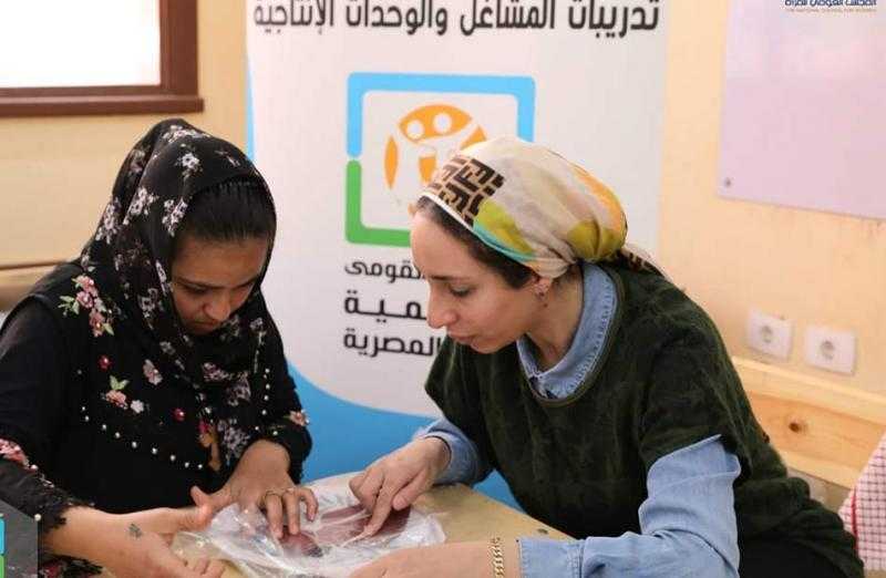 القومي للمرأة يطلق 5 ورش عمل حول حرفة أطباق الديكوباج