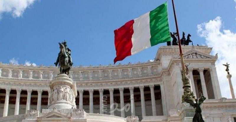 تراجع التضخم في إيطاليا الشهر الماضي على نحو يفوق التوقعات إلى 7.6%