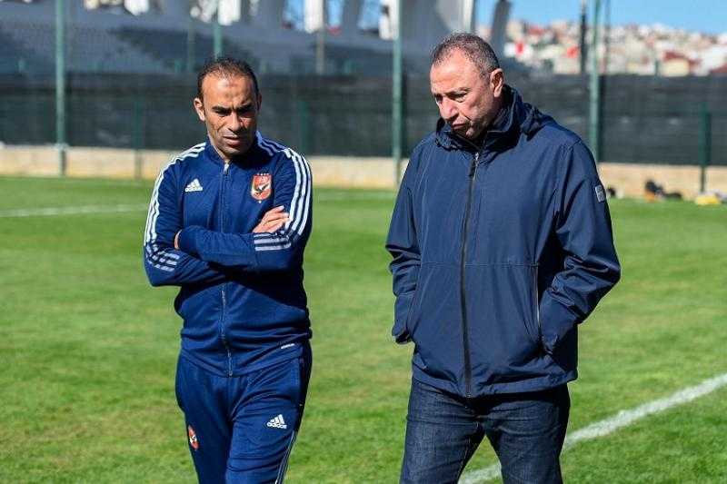 الخطيب يجتمع باللجنة القانونية في الأهلي لبحث أزمة كهربا