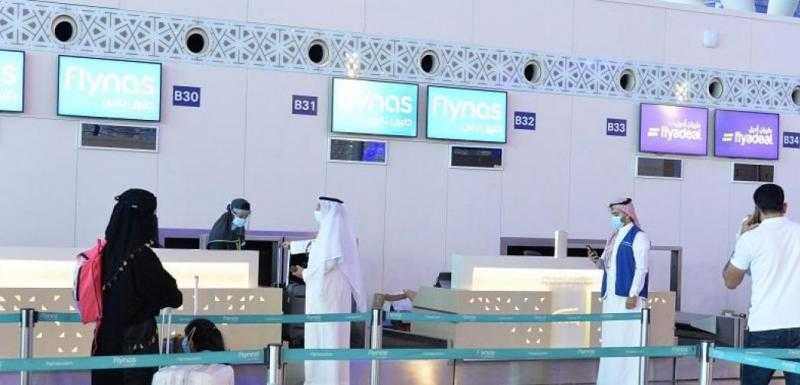السعودية.. غرامة على المسافرين حال حمل مبالغ مالية أو معادن ثمينة دون الإبلاغ