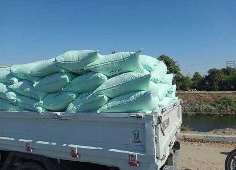 ضبط نصف طن دقيق بلدي قبل تهريبه في الإسكندرية