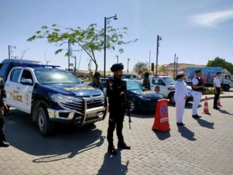 خط أحمر