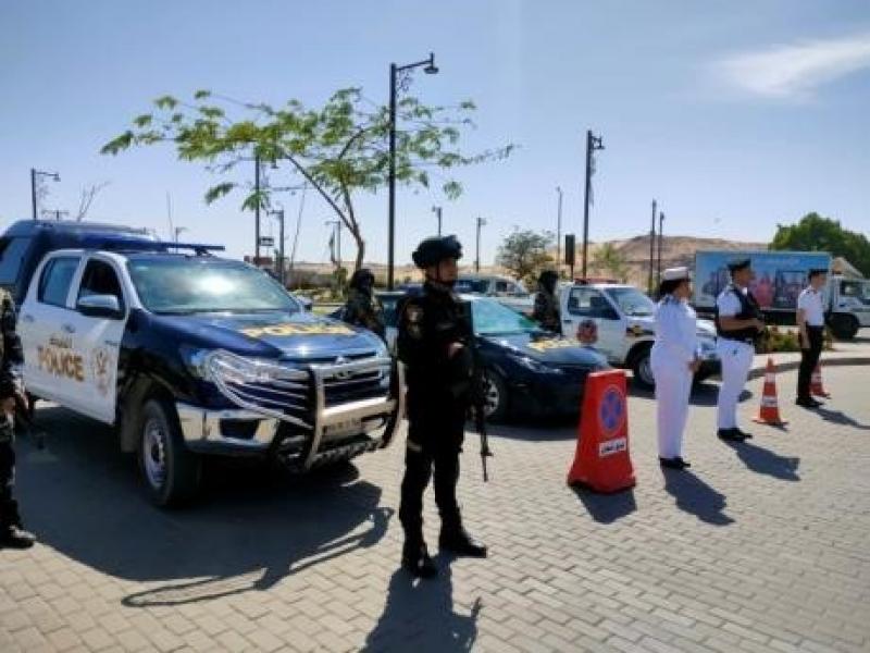 استعدادات أمنية مكثفة لتأمين احتفالات المواطنين بعيد الفطر المبارك