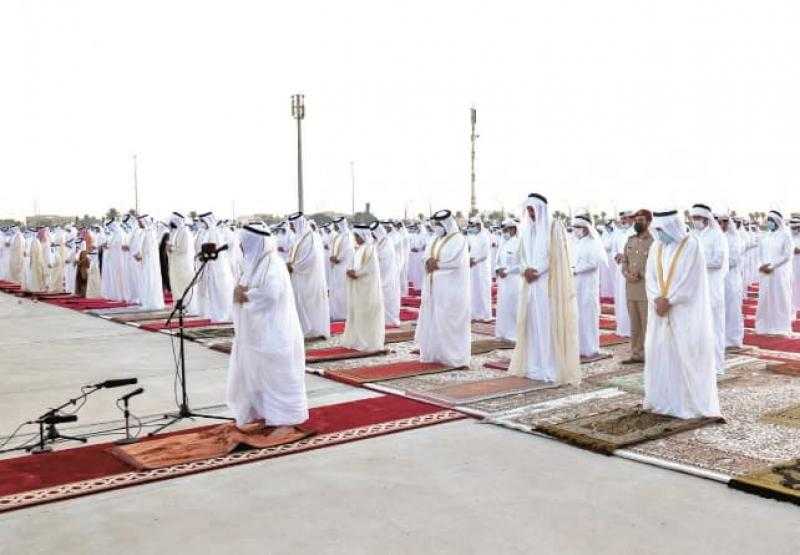 قطر: ثبوت رؤية هلال شوال.. وغدا الجمعة أول أيام عيد الفطر