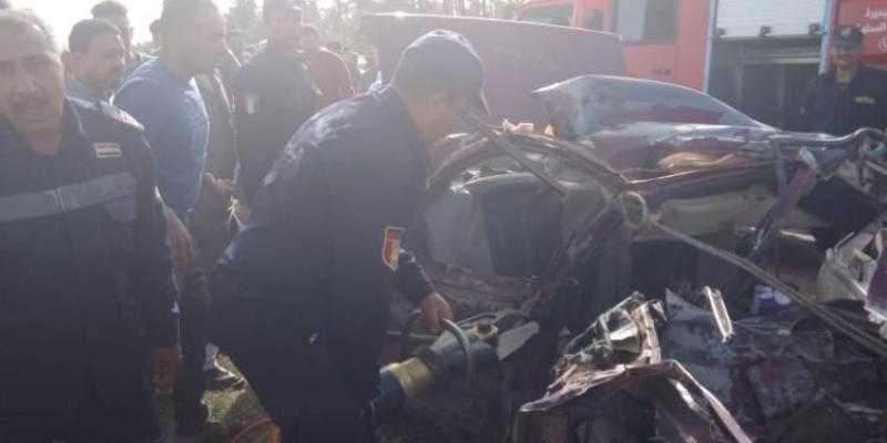 مصرع وإصابة 10 أشخاص إثر حادث تصادم بالبحيرة
