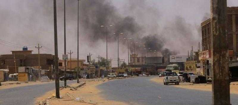 لبنان يعلن إجلاء 52 شخصا من السودان على متن سفينة سعودية