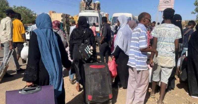 أوكرانيا تنقل 138 شخصا من السودان إلى مصر