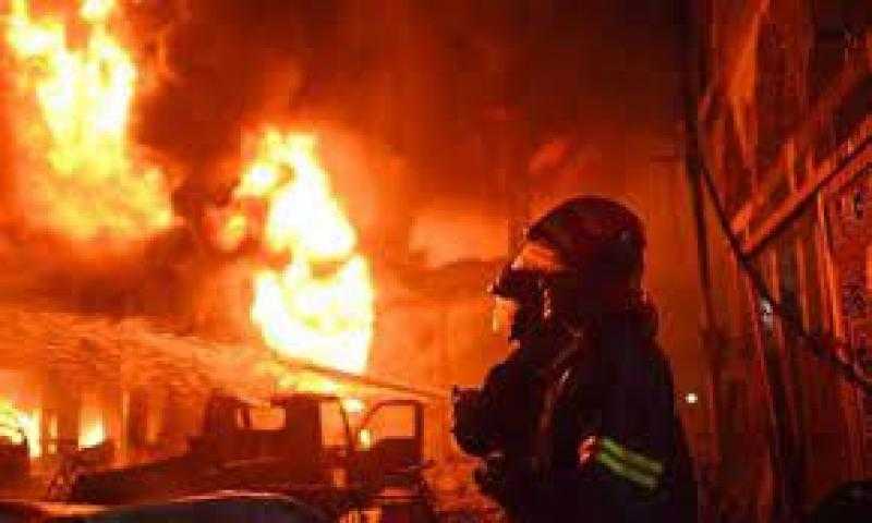 السيطرة على حريق في زراعات بئر 4 بقرية ”جناح” في واحة الخارجة بالوادي الجديد