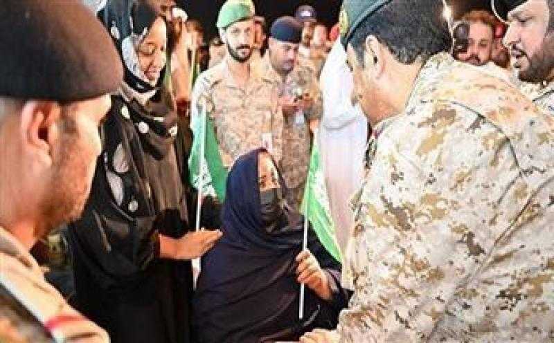 حرس الحدود السعودي يواصل تقديم الدعم للقادمين إلى المملكة بعد إجلائهم من السودان