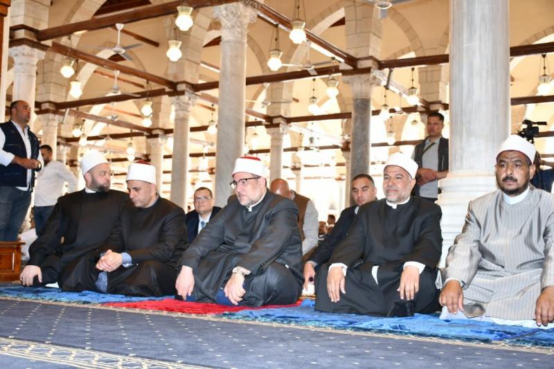 وزير الأوقاف: الأمم ترقى وتنهض بإتقان العمل والتحلي بمكارم الأخلاق |صور