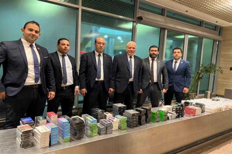 ضبط راكب بحوزته 1340 قرصا مخدرا وآخر حاول تهريب كمية من مستحضرات التجميل