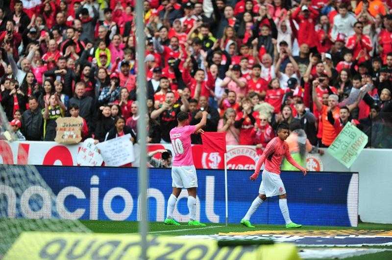 بوتافوجو يتصدر الدوري البرازيلي بالفوز على فلامنجو