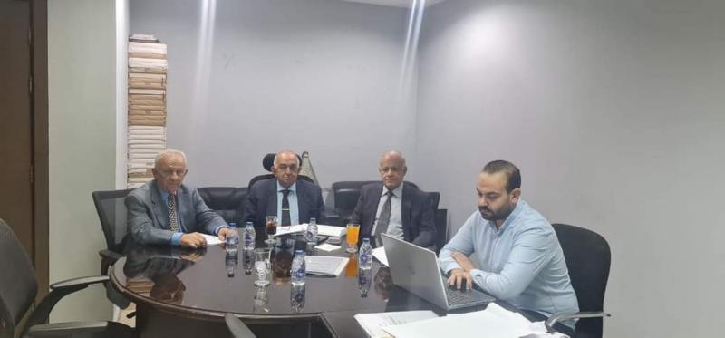 خط أحمر