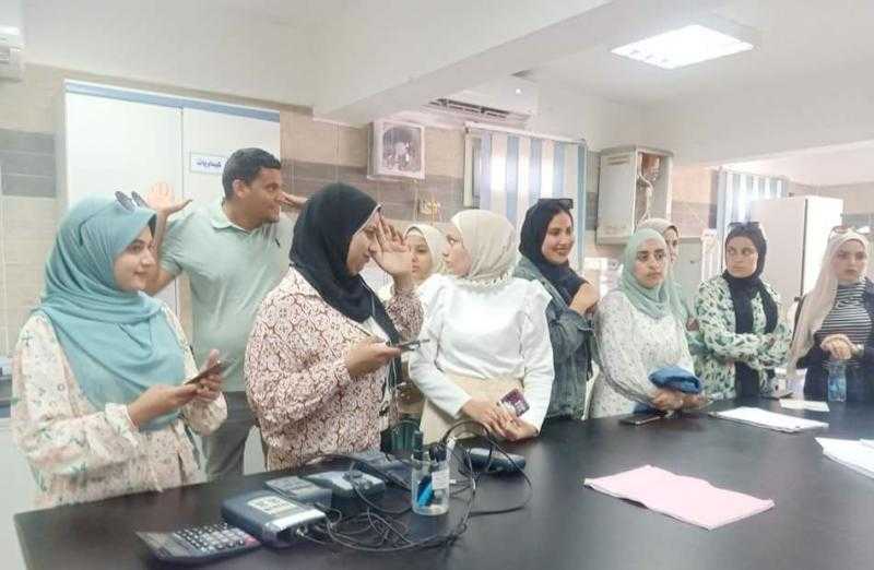 المشاركون في برنامج «أهل مصر» يزورون محطة اليسر لتحلية المياه بالغردقة
