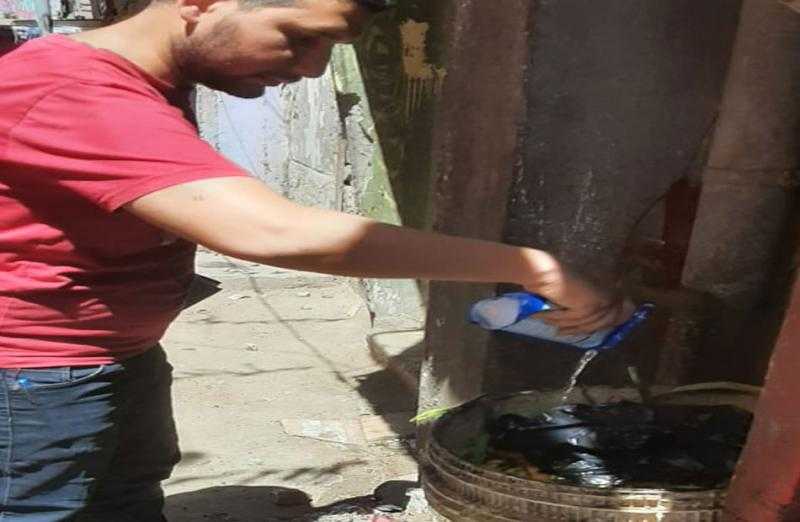 إعدام 892 عبوة أغذية وعصائر غير صالحة للاستهلاك في الدقهلية |صور