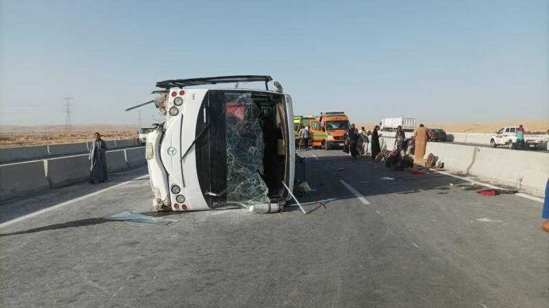 حادث سير لأتوبيس على الطريق الصحراوي ببني سويف دون وفيات