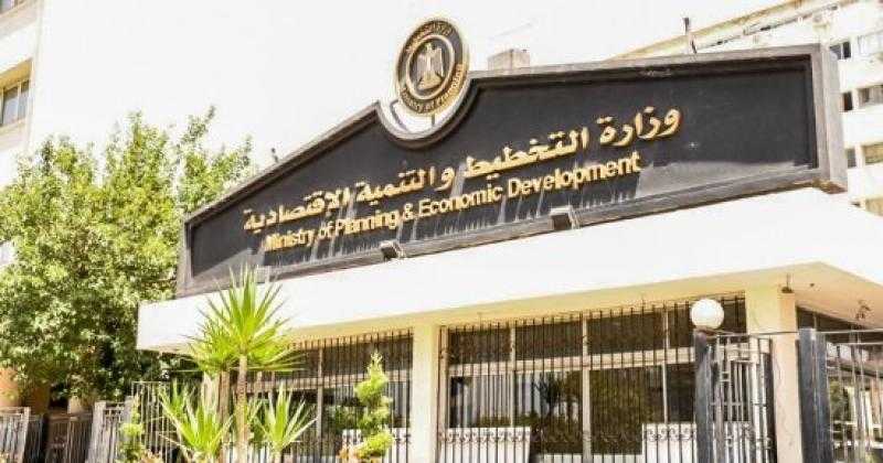 «التخطيط» تتابع تنفيذ أهداف التنمية المستدامة في مصر مع القطاع الخاص والمجتمع المدني