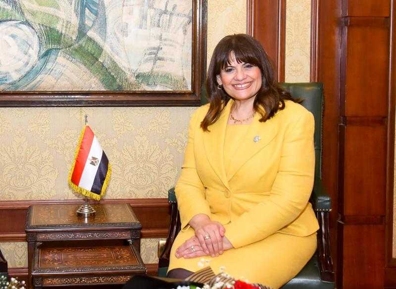 بروتوكول تعاون بين وزراة ومؤسسة ”مصر بلا مرض” للاستفادة من الأطباء المصريين بالخارج