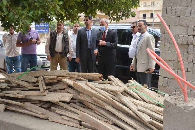 محافظ القليوبية يجري جولة ميدانية لمتابعة المشروعات الجاري تنفيذها بمدينة بنها.. صور