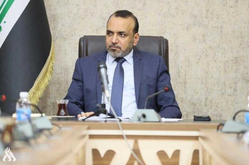 وزير العمل العراقي يؤكّد استمرار دعم بلاده للبنان