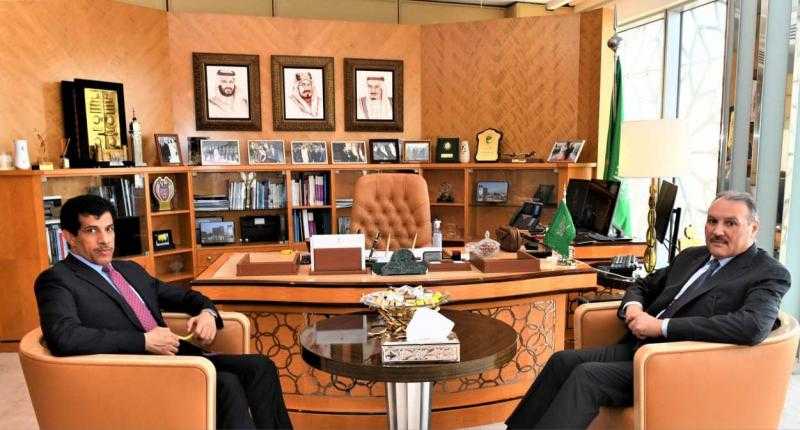 سفير المملكة لدى مصر يلتقي بنظيره القطري القسم الإعلامي للسفارة السعودية بالقاهرة