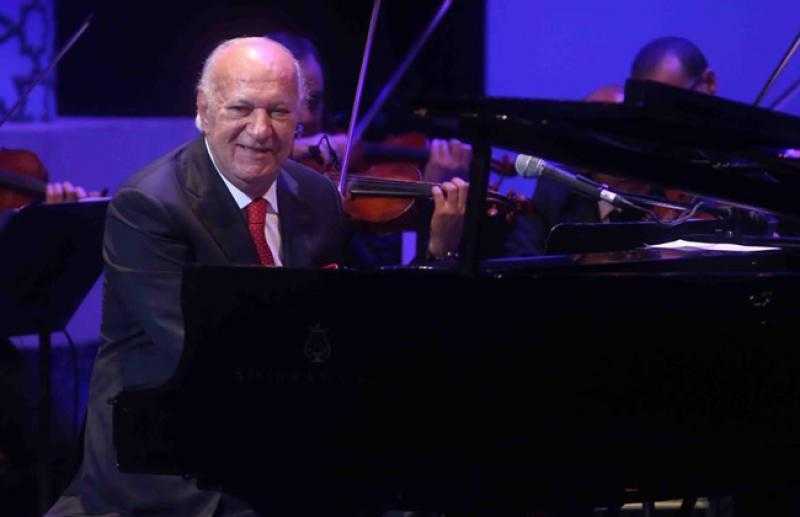 عمر خيرت يستعد لإحياء حفل موسيقي في دار الأوبرا