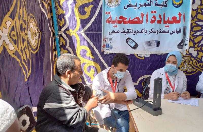 تنظيم قافلة سكانية إلى قرية ”كوم الحاصل” في محافظة البحيرة| صور