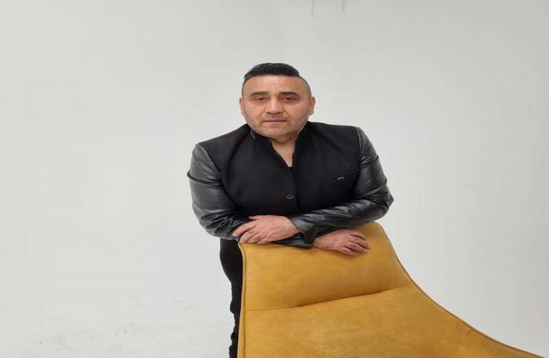 خط أحمر
