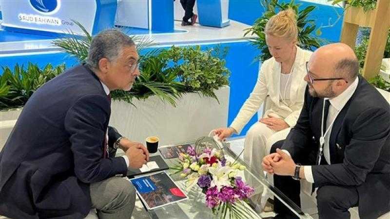رئيس هيئة الاستثمار يلتقي بمجموعة من الشركات الإماراتية لمناقشة التوسع في أعمالهم بمصر