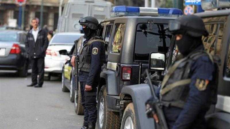 كشف ملابسات ادعاء شخص قيام سيدة وأنجالها بالتعدي عليه وإطلاق أعيرة نارية تجاهه