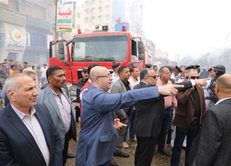 محافظ بني سويف يتفقد مكان الحريق