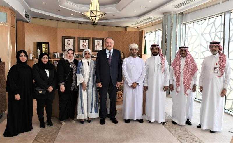 سفير السعودية لدى مصر يلتقي وفداً من جمعية المراكز الطبية ”جامكا”