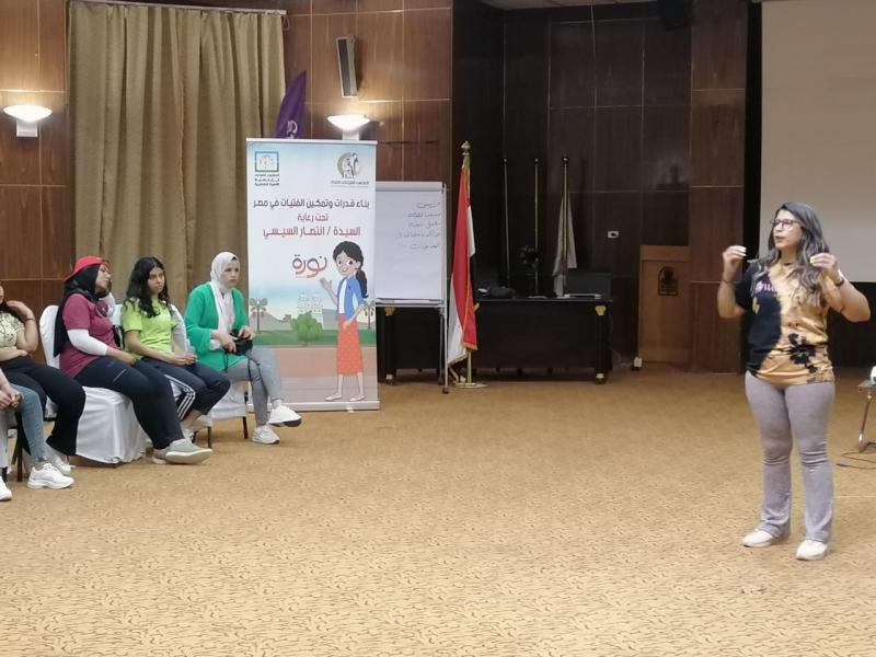 القومي للمرأة يطلق المعسكر التدريبي الثاني للسيدات الميسرات بأسيوط