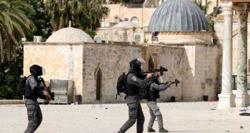 تقرير فلسطيني: الشرطة الإسرائيلية تعتدي على حراس الأقصى وتعتقل أحدهم