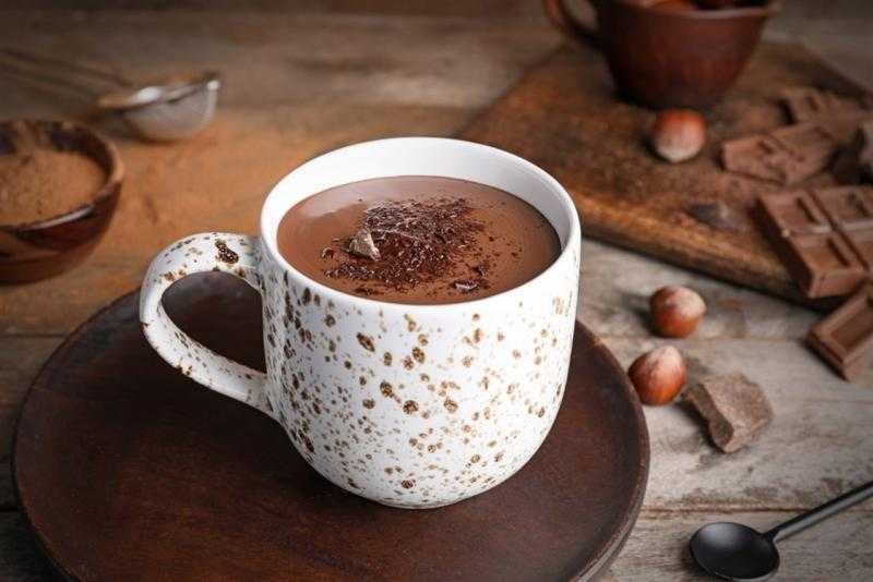 9 مشروبات تساعدك على النوم بسهولة أكبر