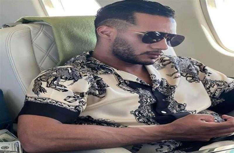محمد رمضان يحذف صورته مع الدولارات من إنستجرام بعد الهجوم عليه