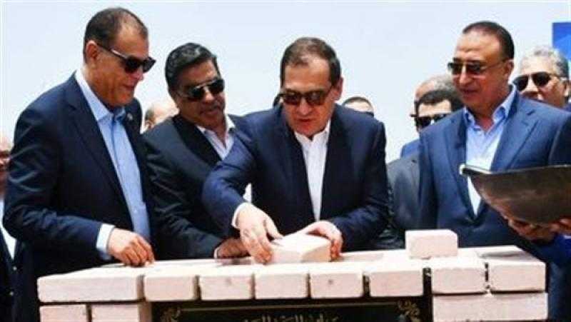 وزير البترول يضع حجر الأساس لشركة شمال أبوقير للمغذيات الزراعية