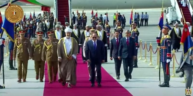 بث مباشر.. لحظة وصول سلطان عمان مصر لمطار القاهرة