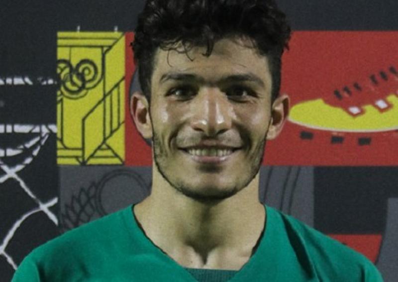 إسلام عيسى أفضل لاعب في مباراة بيراميدز وغزل المحلة