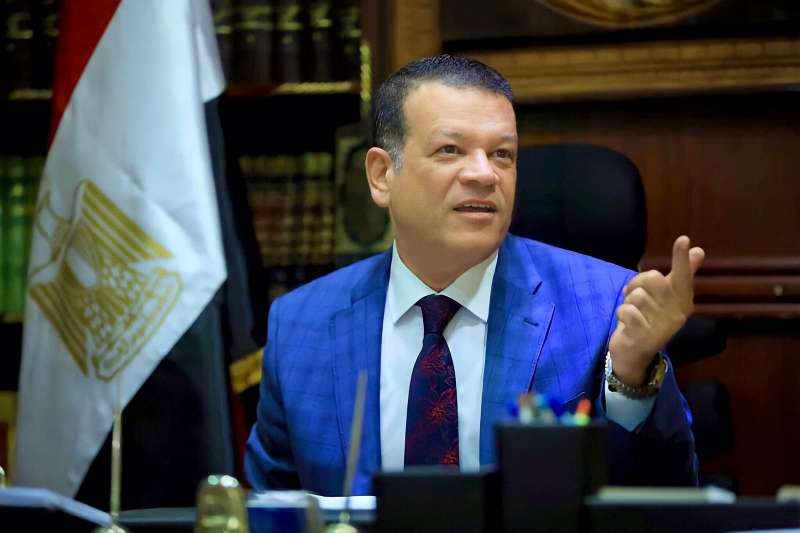 خط أحمر