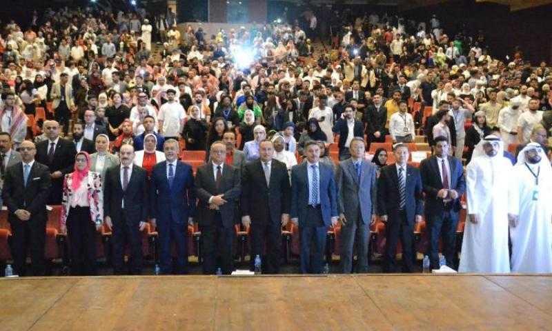 ”قنصوة”: جامعة الإسكندرية تتعاون مع الجامعات العالمية لتخريج طالب متميز عالميا