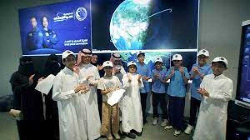 معرض السعودية نحو الفضاء يشاركُ زوَّارَه تجربة العيش بالفضاء